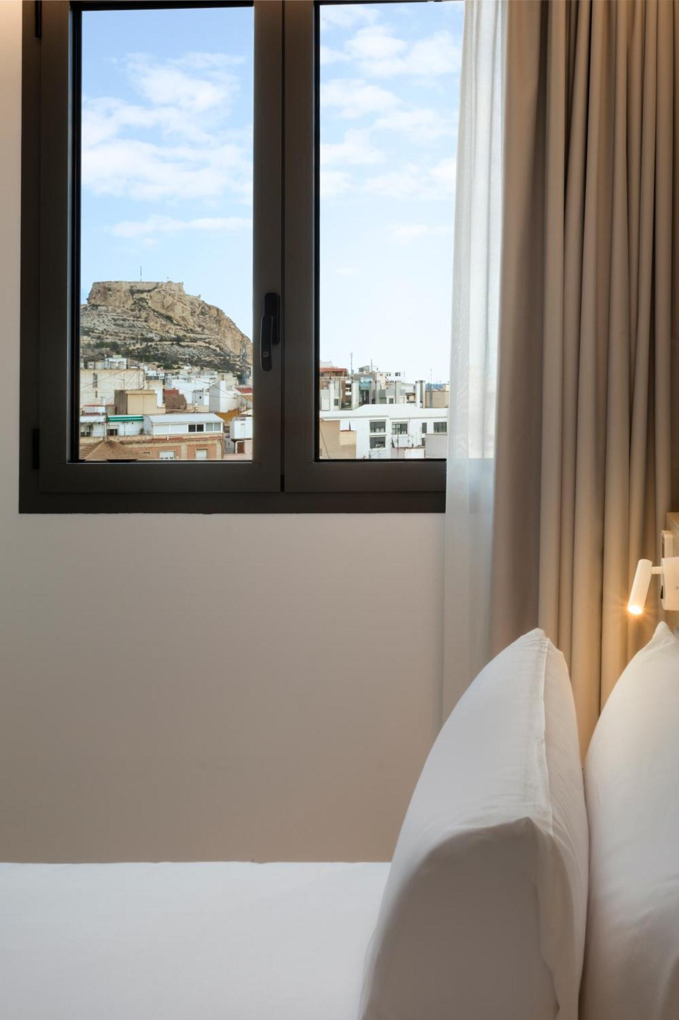 B&B Hotel Alicante Centro Экстерьер фото